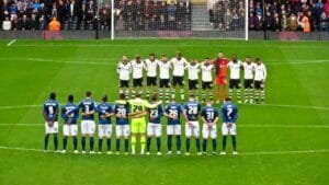 Lee más sobre el artículo Cuántos jugadores tiene un equipo fútbol