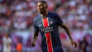 Lee más sobre el artículo Manchester United y Newcastle United se lanzan a por Randal Kolo Muani: La puja por el delantero se intensifica