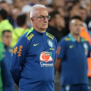 Lee más sobre el artículo Todorovic, primera entrenadora de un equipo masculino en la liga de Brasil: un hito histórico en el fútbol sudamericano